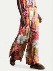 Desigual Spodnie materiałowe Swim Nasau 26SWPW56 Kolorowy Relaxed Fit. Spodnie materiałowe damskie Desigual, xs, bez wzorów, z materiału. Za 307.99 zł.