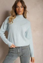 Jasnoniebieski Golf Sweter z Tłoczeniem i Ściągaczami Melovira. Niebieskie swetry damskie Renee, na zimę, bez wzorów, bez kołnierzyka, bez ramiączek, bez kaptura. Za 99.99 zł.