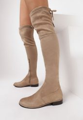 Jasnobeżowe Kozaki Lady In Grey. Brązowe kozaki damskie Born2be, za kolano, bez obcasa, na płaskiej podeszwie. Za 169.99 zł.