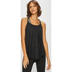 Under Armour - Top. Czarne topy damskie Under Armour, z dzianiny, bez rękawów. W wyprzedaży za 119.90 zł.