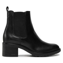 Botki Tamaris. Czarne botki damskie Tamaris, bez obcasa, na słupku, bez zapięcia. Za 379.99 zł.