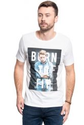 LEE T SHIRT PHOTO TEE WHITE CANVAS L60QEPRR. Białe t-shirty męskie Lee, l, bez wzorów, bez kołnierzyka. W wyprzedaży za 39.99 zł.