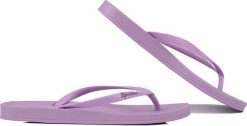Ipanema Klapki damskie Ipanema Anat fioletowe 82591-AQ602 38. Fioletowe klapki damskie Ipanema, bez wzorów, sportowe, bez obcasa. Za 68.10 zł.