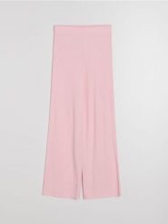 Prążkowane spodnie wide leg - różowy. Czerwone spodnie materiałowe damskie Sinsay, l, bez wzorów, prążkowane. Za 49.99 zł.