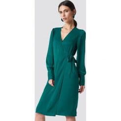 NA-KD Kopertowa sukienka - Green. Sukienki damskie marki NA-KD. Za 202.95 zł.