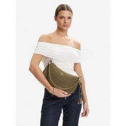 Torebka Guess. Zielone torebki do ręki damskie Guess, z aplikacjami, klasyczne, bez dodatków. Za 589.99 zł.