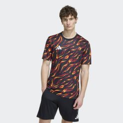 Koszulka piłkarska ADIDAS Practise 26. Brązowe koszulki sportowe męskie Adidas, l, bez wzorów, z materiału, bez kołnierzyka, bez ramiączek, na fitness i siłownię. Za 99.99 zł.