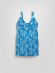 Sukienka mini z haftem - niebieski. Niebieskie sukienki damskie Reserved, l, bez wzorów, z tkaniny, bez kołnierzyka, bez ramiączek, mini, dopasowane. W wyprzedaży za 99.99 zł.