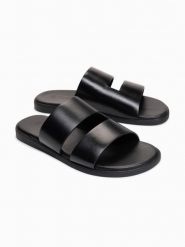 Męskie skórzane klapki z gumową podeszwą - czarne V1. Czarne klapki męskie Ombre Clothing, z gumy, casualowe. Za 469.99 zł.