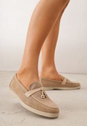 Ciemnobeżowe Mokasyny VICES z Imitacji Zamszu z Wkładką ze Skóry Naturalnej Dispova. Brązowe mokasyny damskie Renee, z jeansu, eleganckie. Za 69.99 zł.