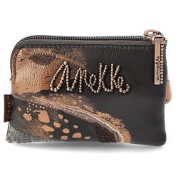 Brązowa Zgrabna Damska Portmonetka Anekke. Brązowe portfele damskie Anekke, z aplikacjami, z materiału, eleganckie, zdobione, bez dodatków. Za 99.99 zł.