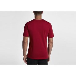 Koszulka męska nike air jordan sportswear brand 6 tee gym red. Czerwone koszulki sportowe męskie Jordan, m, bez wzorów, bez kołnierzyka, bez ramiączek, do koszykówki. Za 119.00 zł.
