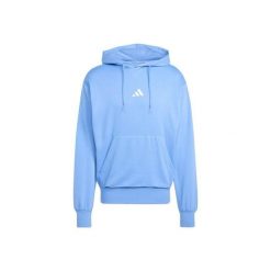 Bluza męska adidas Essentials Feelcozy Fleece Hoodie. Niebieskie bluzy męskie Adidas, m, bez wzorów, z bawełny, bez kaptura. Za 171.99 zł.