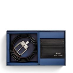Zestaw etui na karty i pasek Polo Ralph Lauren. Czarne paski damskie Polo Ralph Lauren, bez wzorów. Za 639.99 zł.