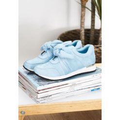 Błękitne Buty Sportowe Instruction. Niebieskie obuwie sportowe damskie Born2be, z materiału. Za 49.99 zł.