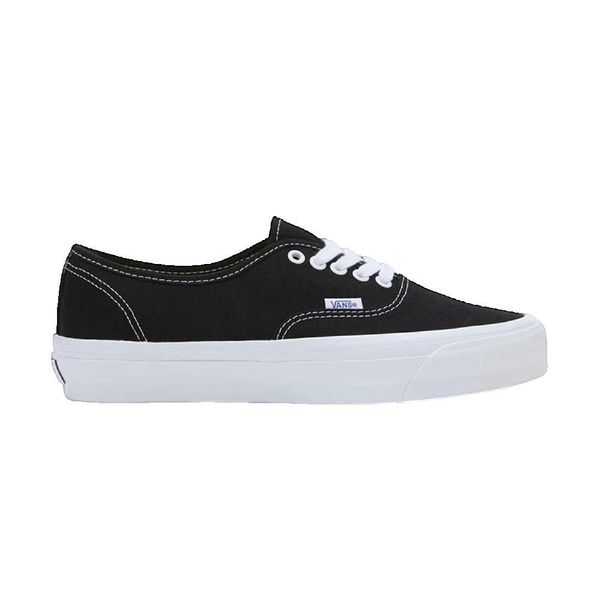 Buty Vans Authentic Reissue 44 LX czarne. Czarne trampki i tenisówki damskie Vans, bez wzorów, z tkaniny, eleganckie, bez zapięcia. Za 382.75 zł.