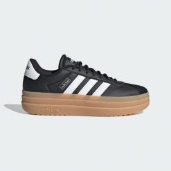 Buty VL Court Bold. Czarne obuwie sportowe damskie Adidas, bez wzorów. Za 349.00 zł.