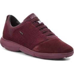 Półbuty GEOX - D Nebula C D621EC 0CK22 C7357 Dk Burgundy. Czerwone półbuty damskie Geox, z materiału. W wyprzedaży za 389.00 zł.