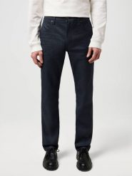 MĘSKIE SPODNIE WRANGLER GREENSBORO INDIGO COATED 112370719. Niebieskie spodnie materiałowe męskie Wrangler, l, bez wzorów, z materiału. Za 219.99 zł.