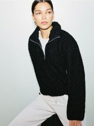 Bluza ze sztucznego baranka - czarny. Czarne bluzy damskie Reserved, l, bez wzorów, bez kaptura. Za 129.99 zł.