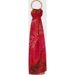 Desigual - Szal. Szaliki i chusty damskie marki Desigual. W wyprzedaży za 99.90 zł.