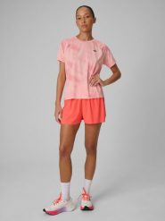 4F Spodenki do biegania szybkoschnące damskie - różowe M. Czerwone szorty sportowe damskie 4f, m, bez wzorów, z materiału, z podwyższonym stanem, do biegania. Za 149.99 zł.