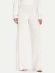 Guess Spodnie dzianinowe W5BB52 Z1192 Écru Regular Fit. Spodnie materiałowe damskie Guess, m, z aplikacjami, z dzianiny. Za 519.99 zł.