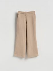 Spodnie z lyocellem - beżowy. Brązowe spodnie materiałowe damskie Reserved, l, bez wzorów, z lyocellu. Za 129.99 zł.