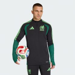 Koszulka treningowa Mexico 26 Tiro. Czarne koszulki sportowe męskie Adidas, l, bez wzorów, z dresówki, bez kołnierzyka, bez ramiączek, do piłki nożnej. Za 329.00 zł.