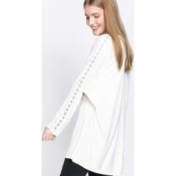 Biała Tunika Sureness. Białe tuniki damskie Born2be. Za 49.99 zł.