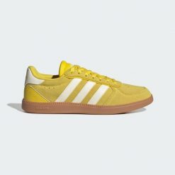 Buty Breaknet Sleek. Białe obuwie sportowe damskie Adidas, trekkingowe. Za 259.00 zł.
