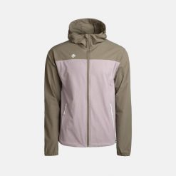 Kurtka TURIN Lightweight – regulowany kaptur, kieszenie zapinane na zamek i pas. Brązowe kurtki męskie IZAS, m, bez wzorów, bez kaptura. Za 486.91 zł.