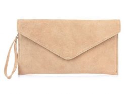 Skórzana kopertówka beżowa N12. Brązowe kopertówki damskie bez wzorów, z materiału, eleganckie, na ramię, małe, zamszowe, bez dodatków. Za 93.49 zł.