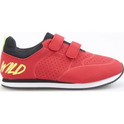 Sportowe buty na rzepy - Czerwony. Buty sportowe męskie marki Reserved. Za 79.99 zł.