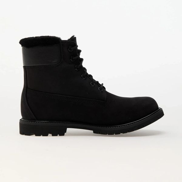 TIMBERLAND 6 Inch Warm Lined Waterproof Boot Trapery damskie. Czarne śniegowce i trapery damskie Timberland, z gumy. Za 909.99 zł.