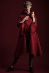 Płaszcz damski Wichrun bordo. Czerwone kurtki i płaszcze dla dziewczynek Hultaj Polski, bez wzorów, z bawełny, długie. Za 489.00 zł.