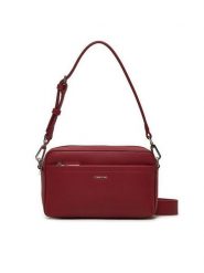 Calvin Klein Torebka Ck Must Convertible Camera Bag K60K612280 Bordowy. Czerwone torebki do ręki damskie Calvin Klein, bez wzorów, ze skóry, bez dodatków. Za 479.99 zł.