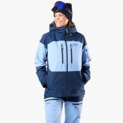 Kurtka narciarska Kobieta Swedemount Freeride Jacket wodoodporna. Niebieskie kurtki damskie SWEDEMOUNT, bez wzorów, bez kaptura. Za 899.99 zł.