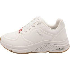 Buty Skechers S-Miles, Kobiety. Białe obuwie sportowe damskie Skechers, bez wzorów, ze skóry ekologicznej, trekkingowe, Skechers Sport. W wyprzedaży za 388.55 zł.