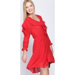 Czerwona Sukienka Cheeky. Sukienki damskie marki Born2be. Za 39.99 zł.