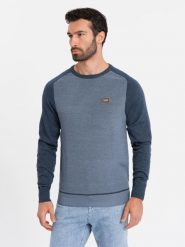 Bawełniany męski sweter z naszywką i raglanowymi rękawami – granatowy V1 OM-SWSW-0121 - XXL. Niebieskie swetry przez głowę męskie Ombre Clothing, l, z aplikacjami, z bawełny, bez kołnierzyka. Za 125.99 zł.