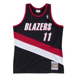 Koszulka NBA Portland Trail Blazers Arvydas Sabonis. Czarne koszulki sportowe męskie Mitchell & Ness, bez wzorów, bez kołnierzyka, bez ramiączek, do koszykówki. Za 553.50 zł.