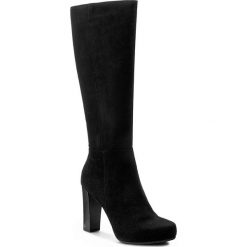 Kozaki GINO ROSSI - Serena DKH138-S82-4900-9900-F 99. Czarne kozaki damskie Gino Rossi, z polaru, bez obcasa, na obcasie. W wyprzedaży za 359.00 zł.