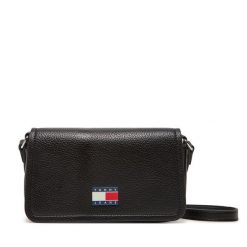 Torebka Tommy Jeans. Czarne listonoszki damskie Tommy Jeans, bez wzorów, z jeansu, bez dodatków. Za 219.99 zł.