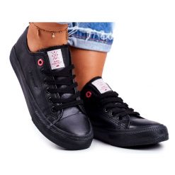 Damskie Trampki Cross Jeans Czarne DD2R4029CFW20. Czarne trampki i tenisówki damskie z aplikacjami, z gumy, biznesowe, bez zapięcia. Za 170.48 zł.