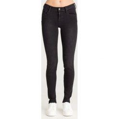 JEANSY BOTTOM UP SLIM FIT LIU JO. Jeansy damskie Liu Jo. Za 749.00 zł.
