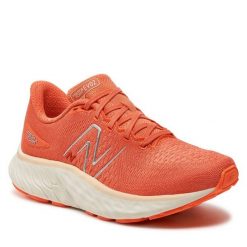Buty do biegania New Balance. Brązowe obuwie sportowe damskie New Balance, bez wzorów, do biegania. Za 389.99 zł.