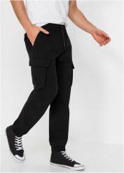 Spodnie bojówki ze stretchem i gumką w talii, Regular Fit Straight. Czarne spodnie materiałowe męskie bonprix, m, bez wzorów. Za 159.99 zł.