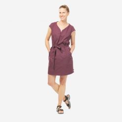 Sukienka turystyczna damska Quechua OUTdoor. Fioletowe koszule damskie QUECHUA, s, bez wzorów, z bawełny, sportowe, bez kołnierzyka, bez ramiączek. Za 129.99 zł.