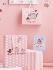 Torba prezentowa 3 pack Pusheen - wielobarwny. Torby i plecaki dziecięce Sinsay. Za 15.99 zł.
